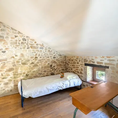 Camping Les Gorges Du Chambon *