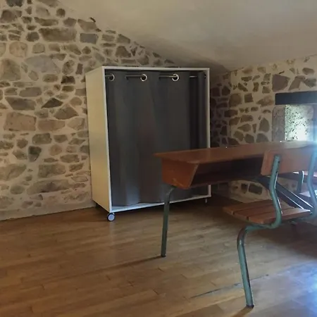 Camping Camping Les Gorges Du Chambon Eymouthiers (Charente)