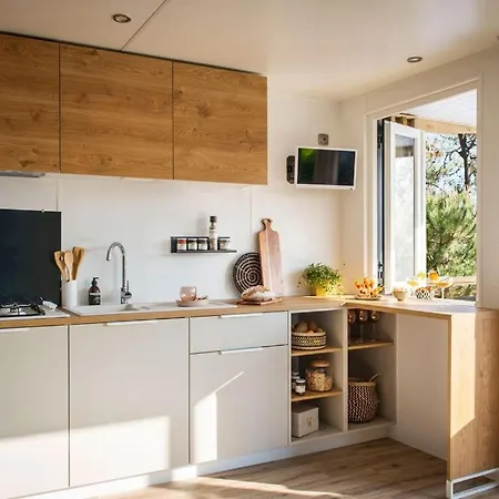 Camping Les Gorges Du Chambon *