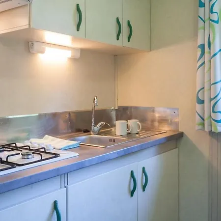 Camping Les Gorges Du Chambon