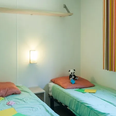 Camping Les Gorges Du Chambon Camping Eymouthiers (Charente)