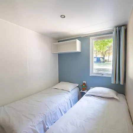 Camping Les Gorges Du Chambon Camping Eymouthiers (Charente)