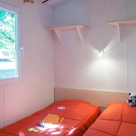 Camping Les Gorges Du Chambon