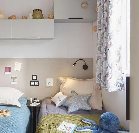 Camping Les Gorges Du Chambon Camping *